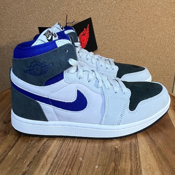 Jordan 1
Air zoom comfort 2
Brand new - Picture 7 of 8